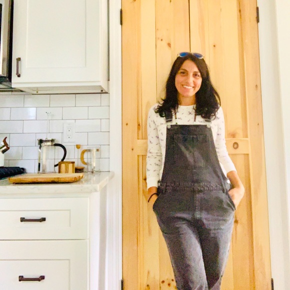 Meet your Posher, Kristin - Picture 1 of 1